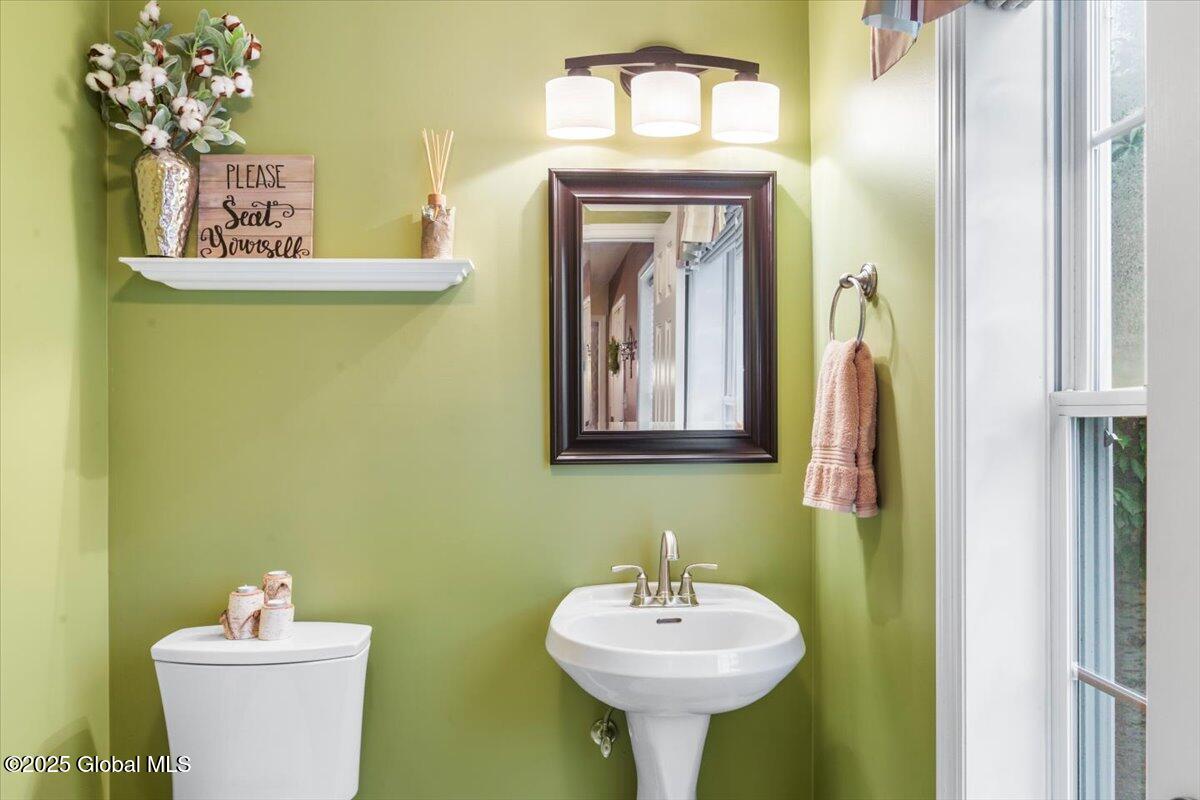 20 Goldfield Lane Rexford NY 12148