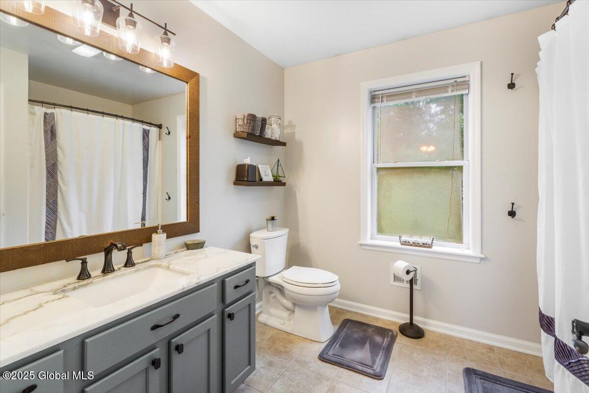 20 Goldfield Lane Rexford NY 12148