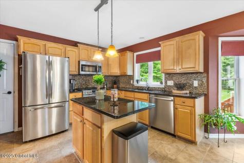 20 Goldfield Lane Rexford NY 12148