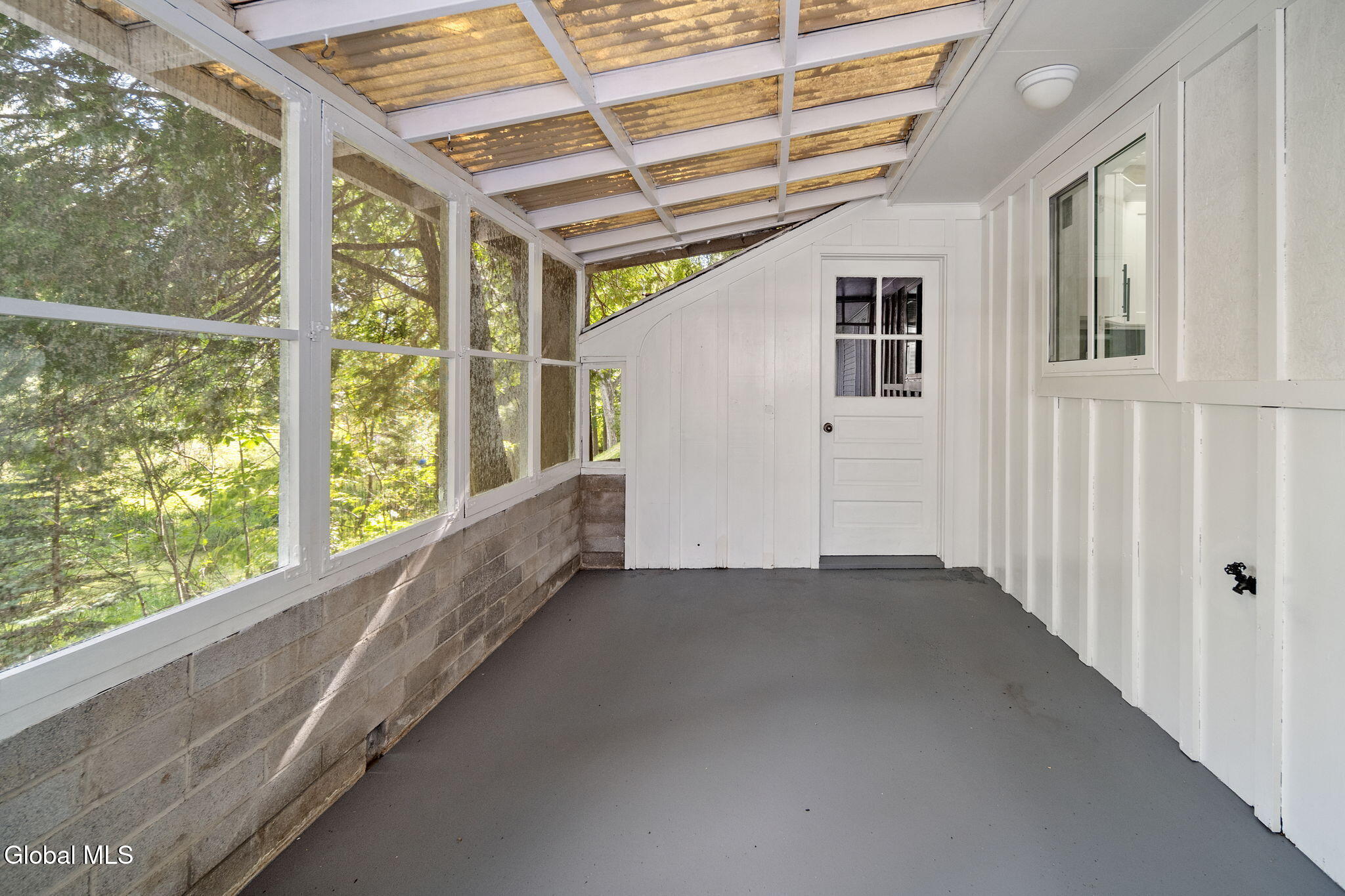 8 Woodland Drive Johnstown NY 12095