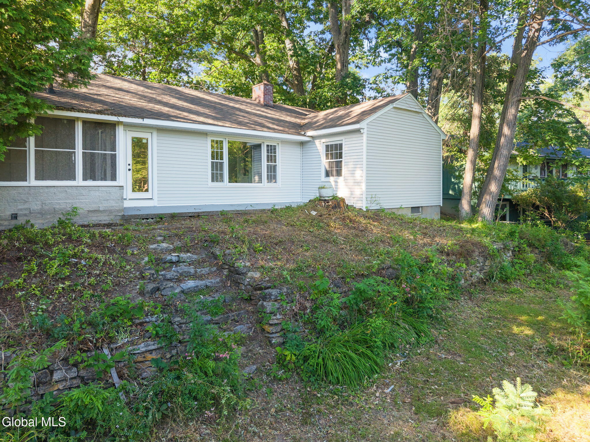 8 Woodland Drive Johnstown NY 12095