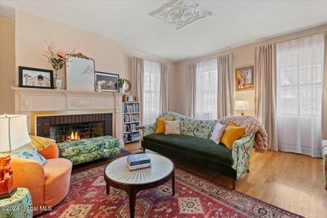 839 Amsterdam Road Glenville NY 12302