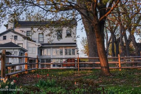 839 Amsterdam Road Glenville NY 12302