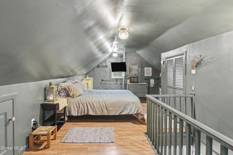 64 Shepard Avenue Schenectady NY 12304