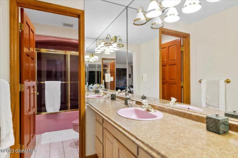 20 Nott Road Rexford NY 12148