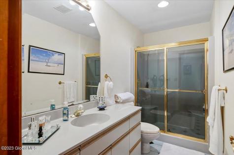 20 Nott Road Rexford NY 12148