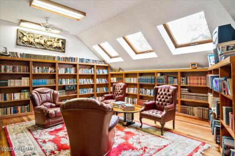 20 Nott Road Rexford NY 12148