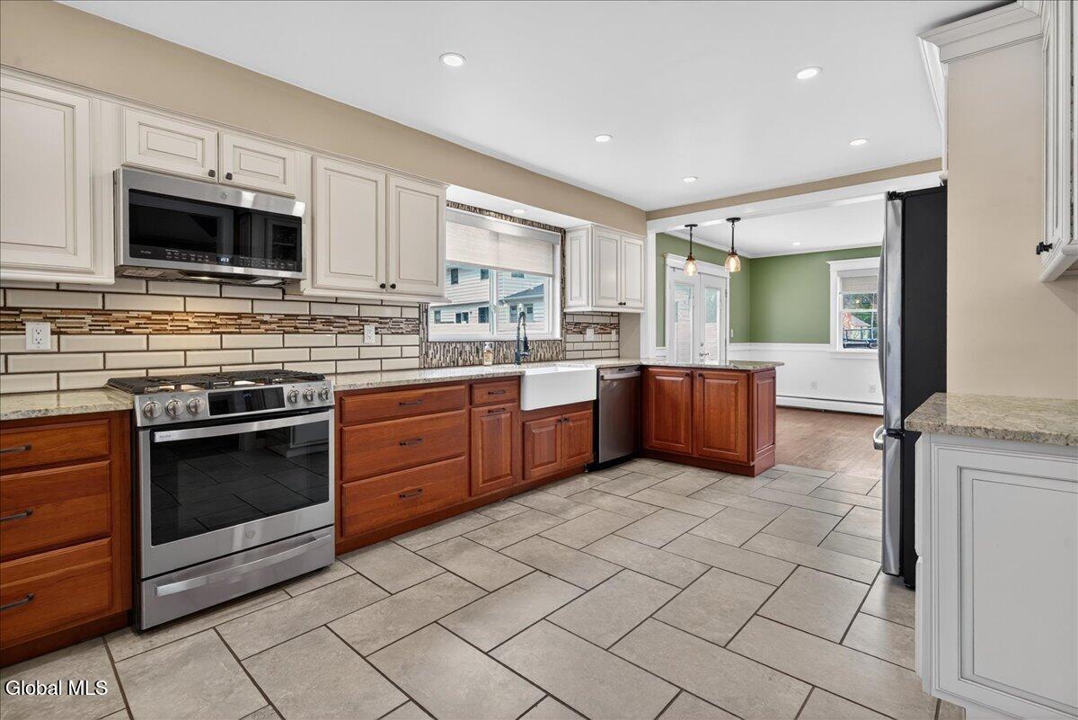 26 Ashley Drive Ballston Lake NY 12019