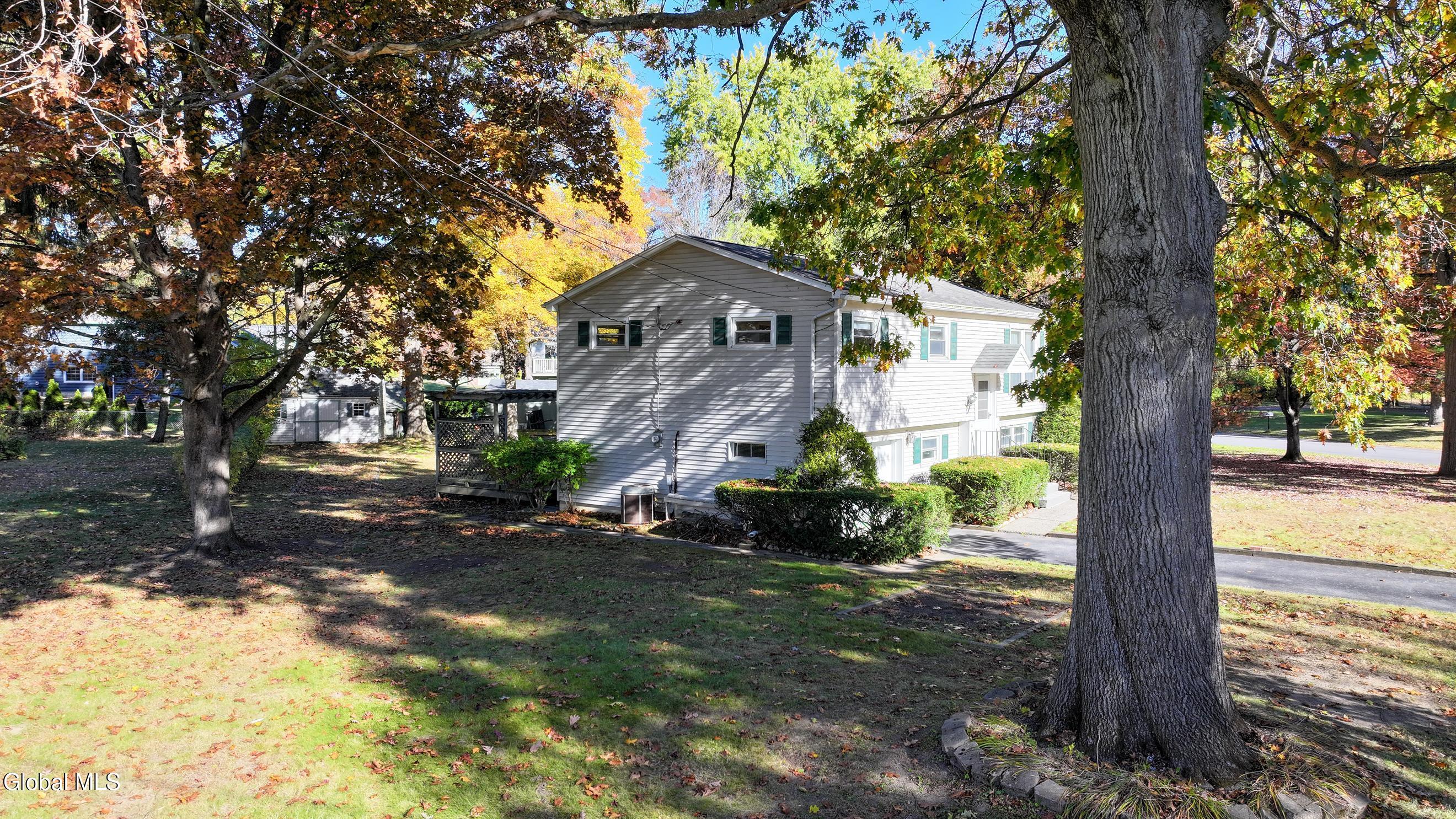 54 Walnut Drive Clifton Park NY 12065