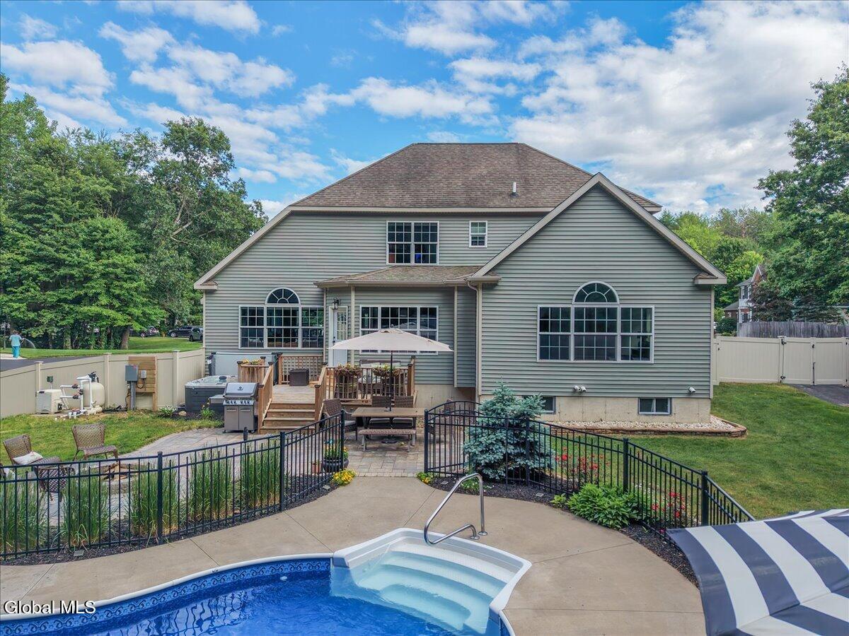 9 Benedict Court Ballston Spa NY 12020