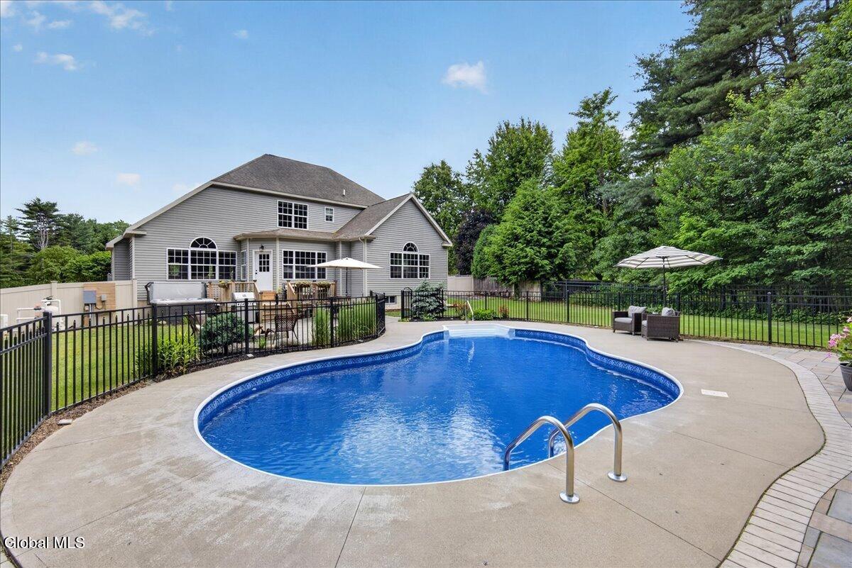 9 Benedict Court Ballston Spa NY 12020