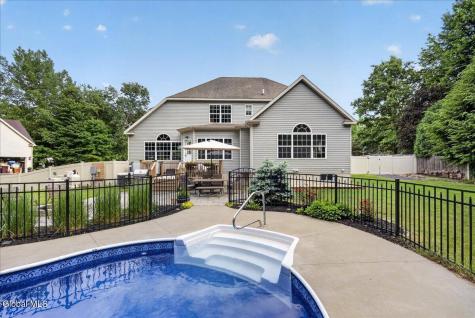 9 Benedict Court Ballston Spa NY 12020