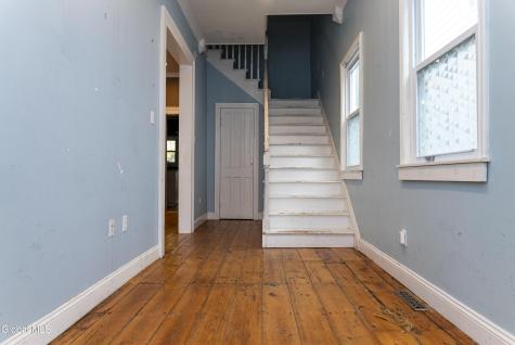 11 River Street Schenectady NY 12305