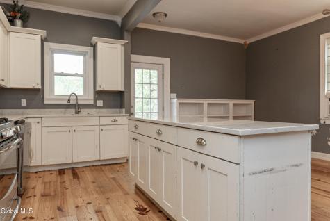 11 River Street Schenectady NY 12305