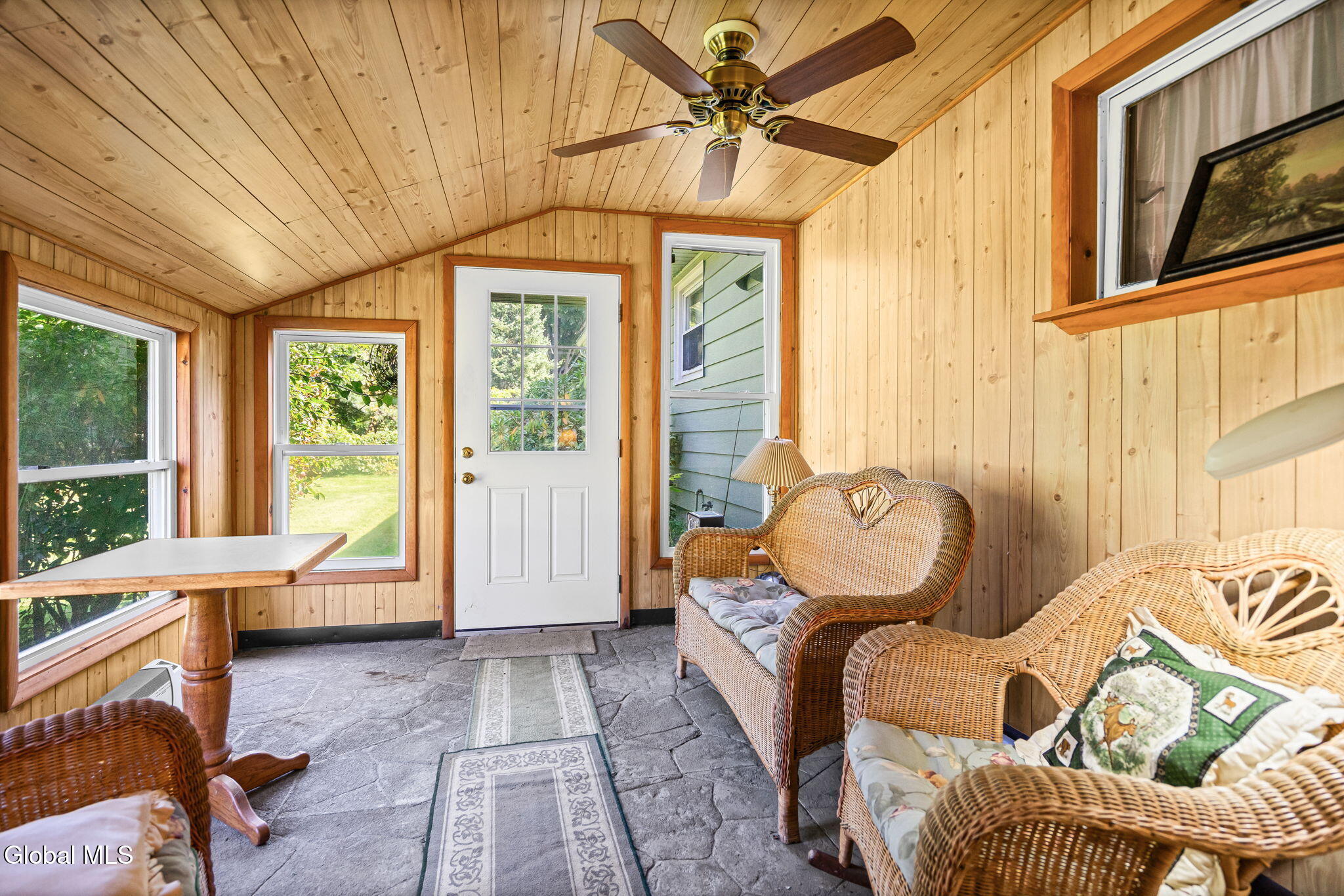 319 Grooms Road Halfmoon NY 12065