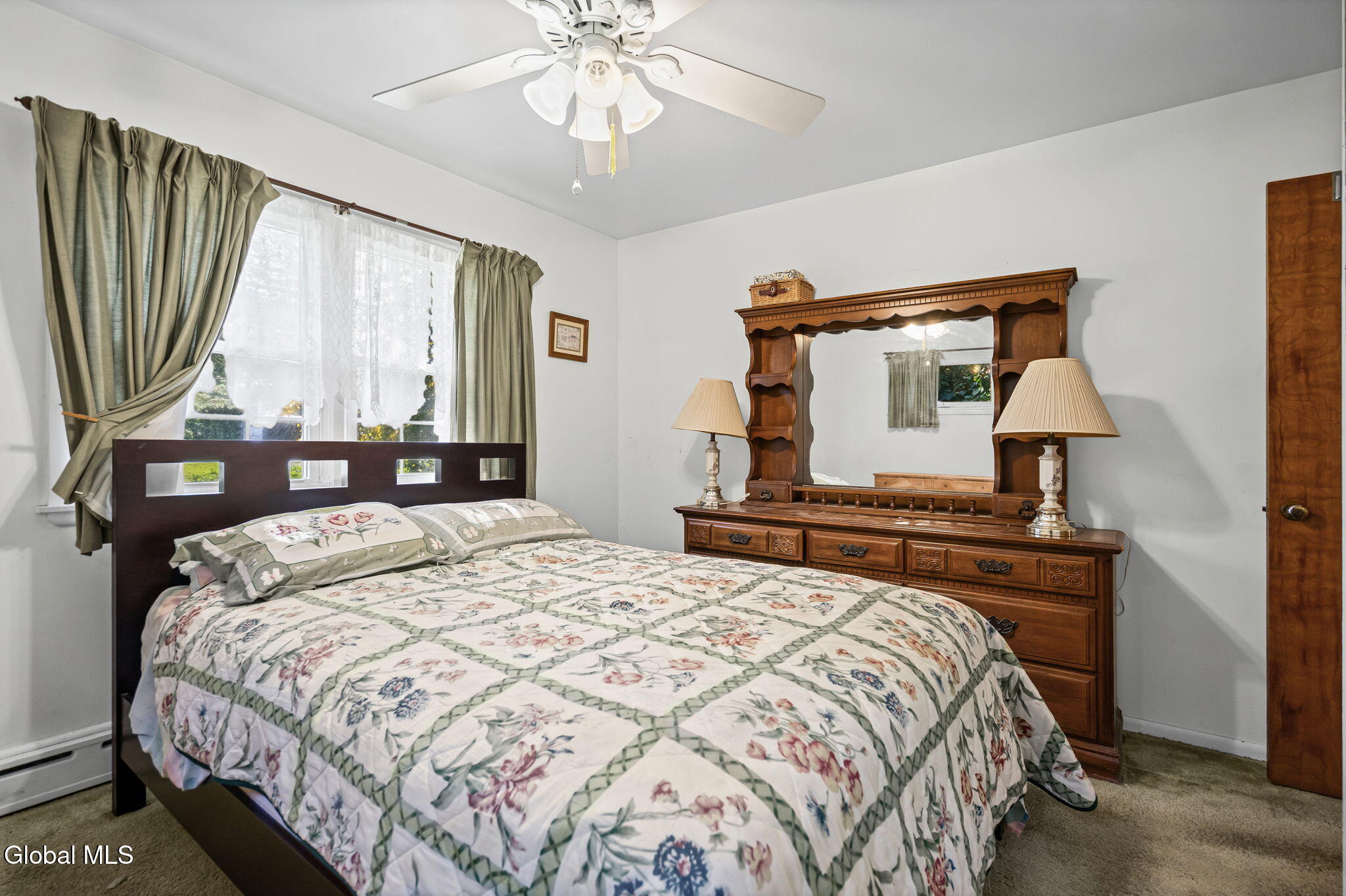 319 Grooms Road Halfmoon NY 12065