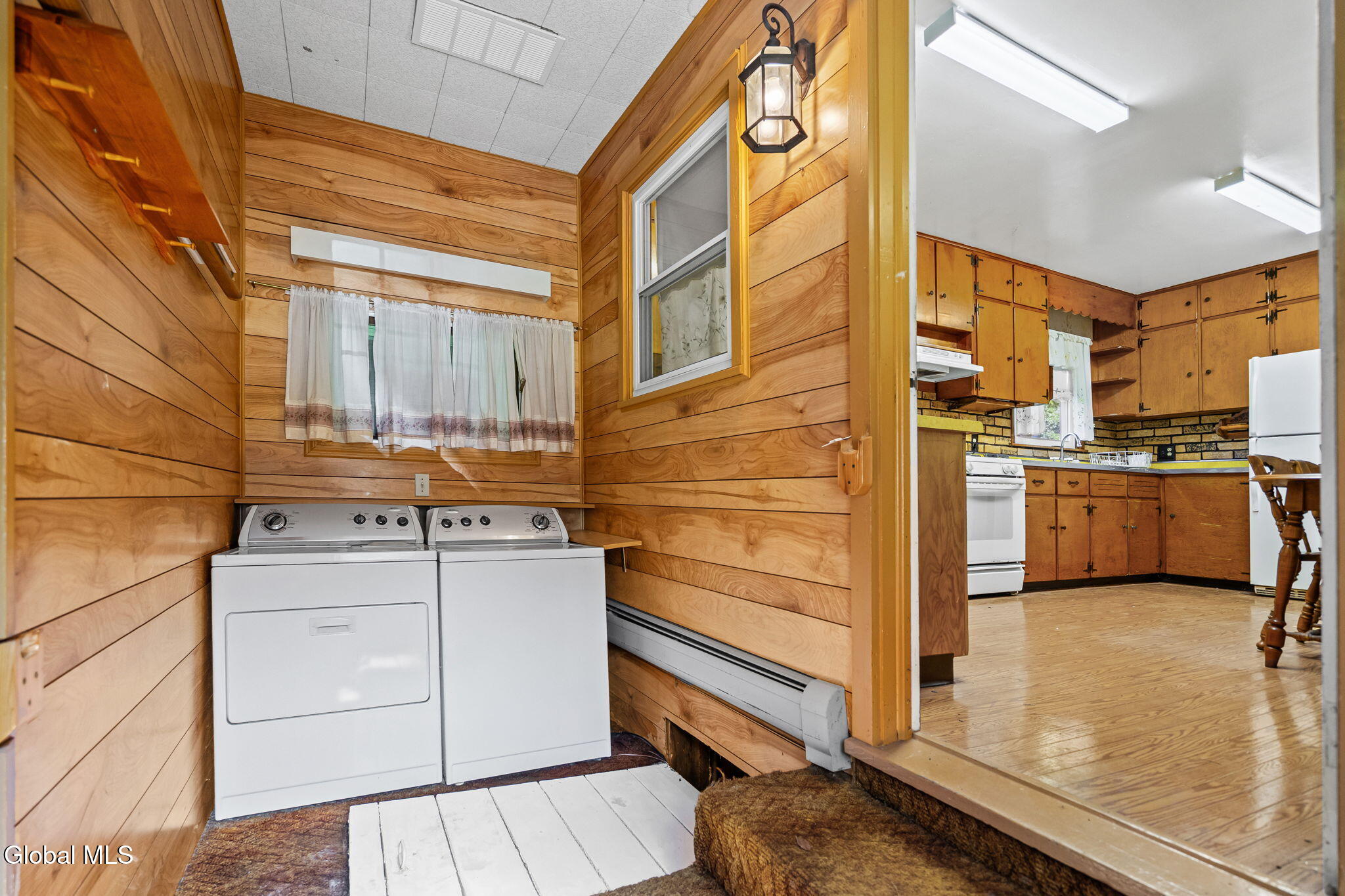 319 Grooms Road Halfmoon NY 12065
