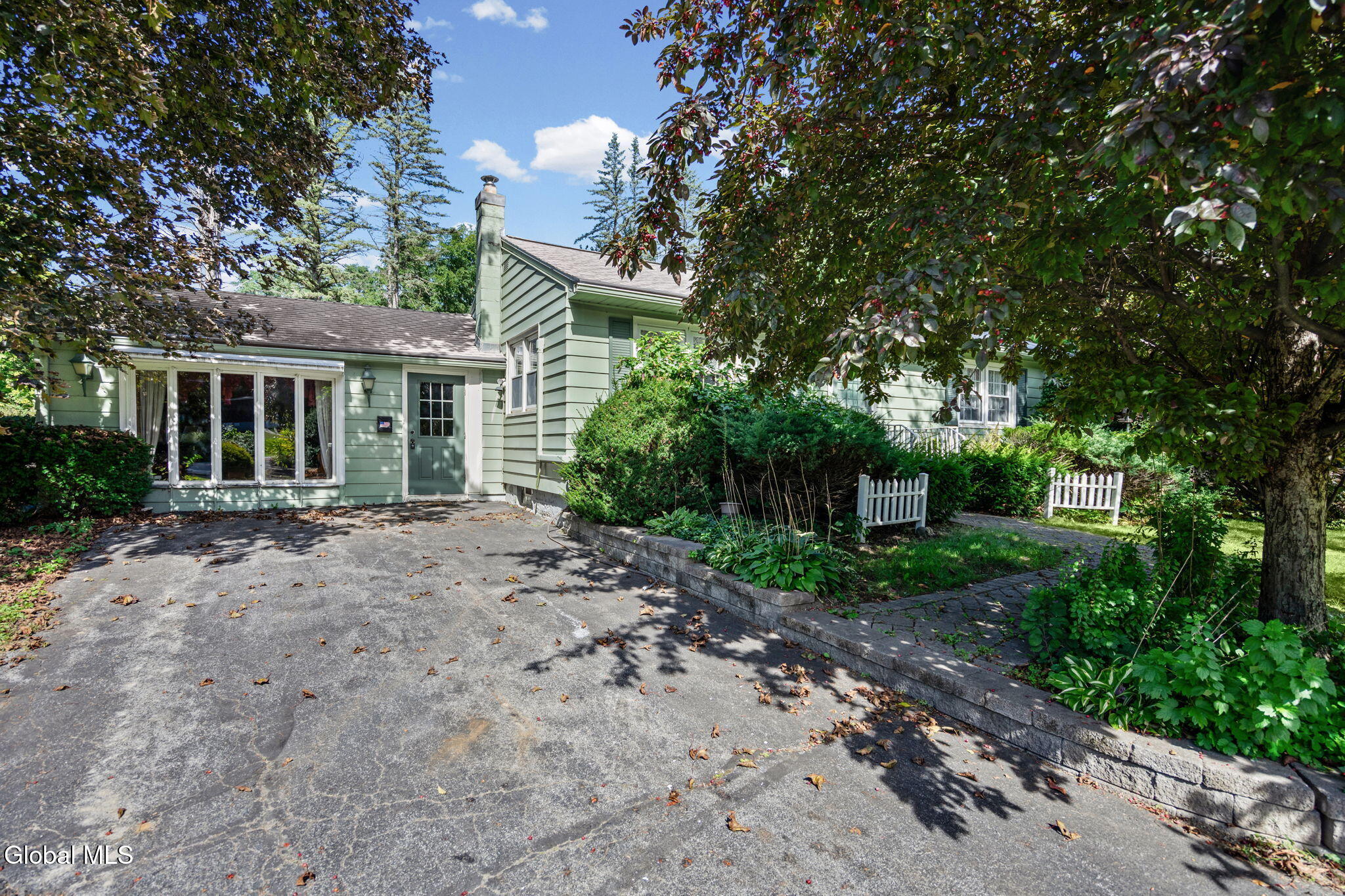 319 Grooms Road Halfmoon NY 12065