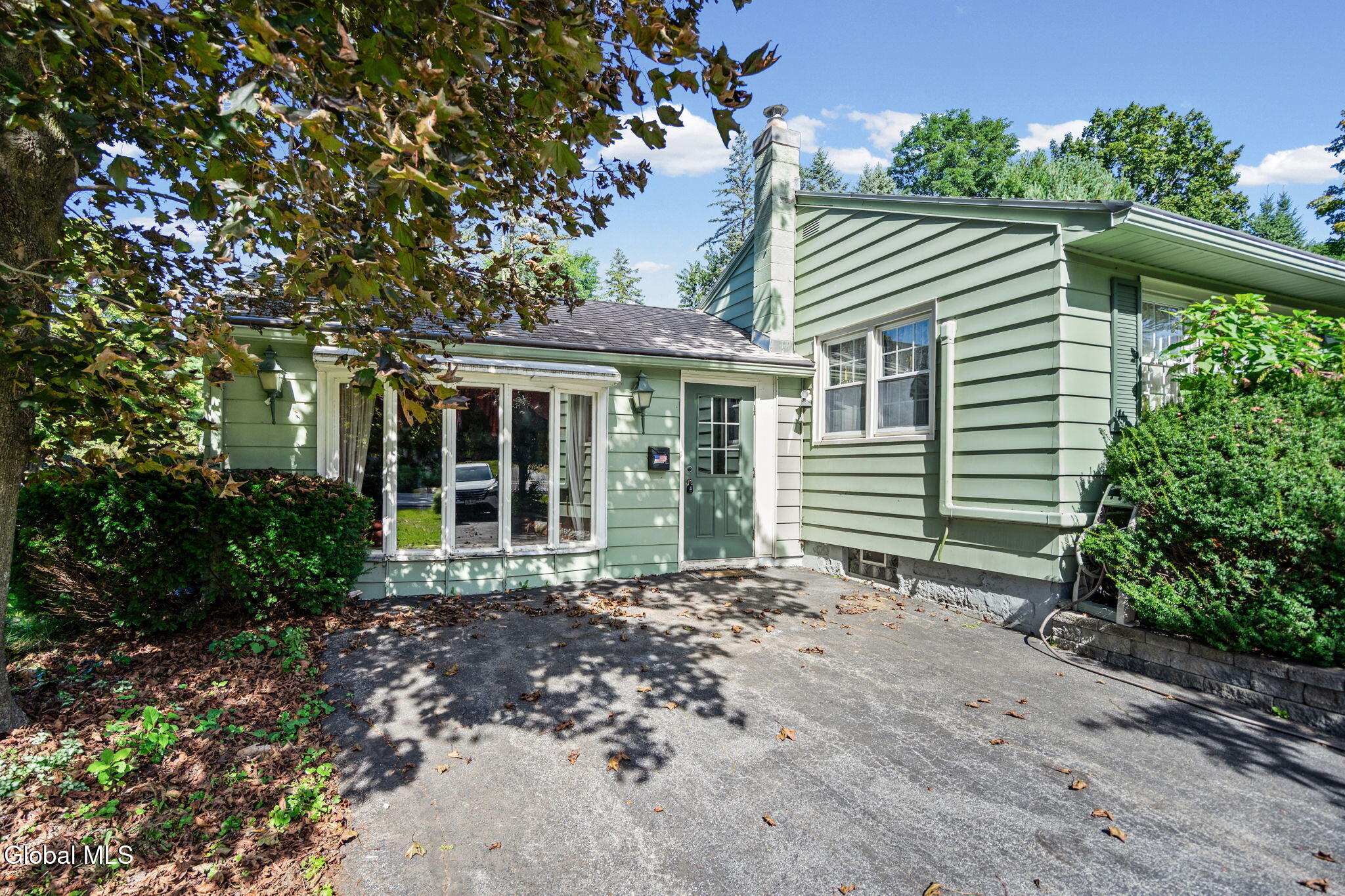 319 Grooms Road Halfmoon NY 12065