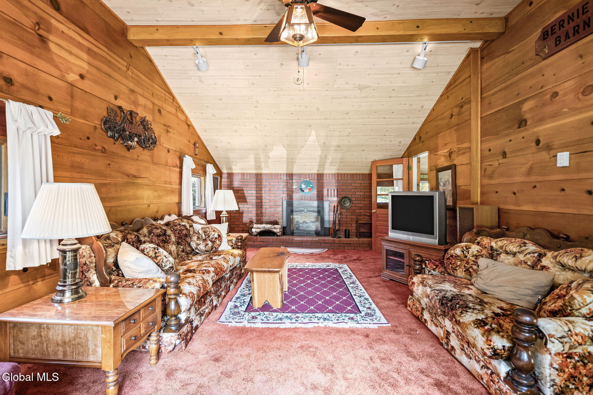 319 Grooms Road Halfmoon NY 12065