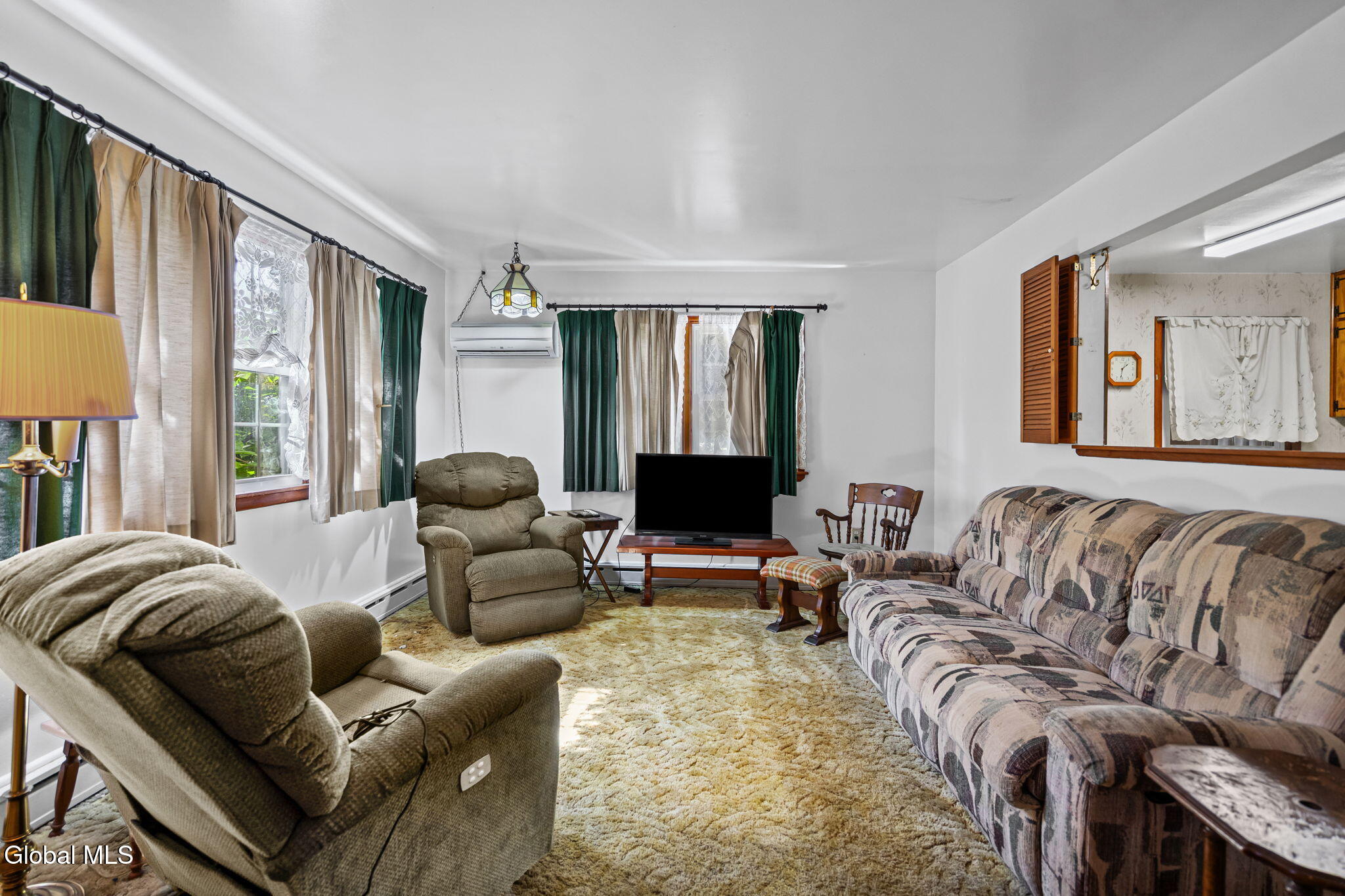 319 Grooms Road Halfmoon NY 12065