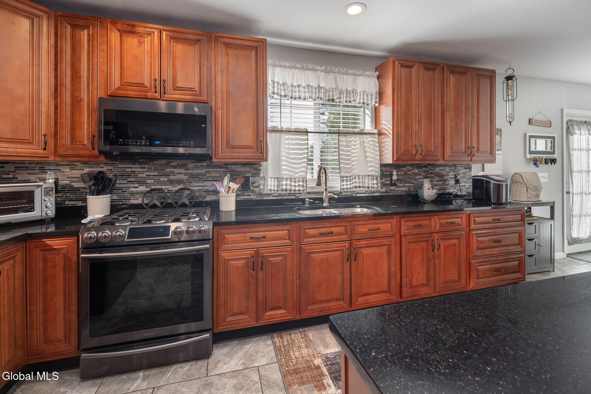 571 County Highway 138 Broadalbin NY 12025