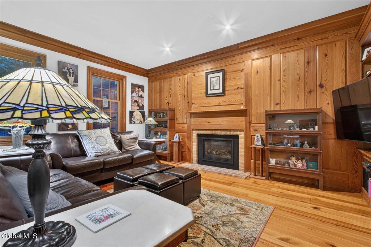 45 Tabor Road Halfmoon NY 12118