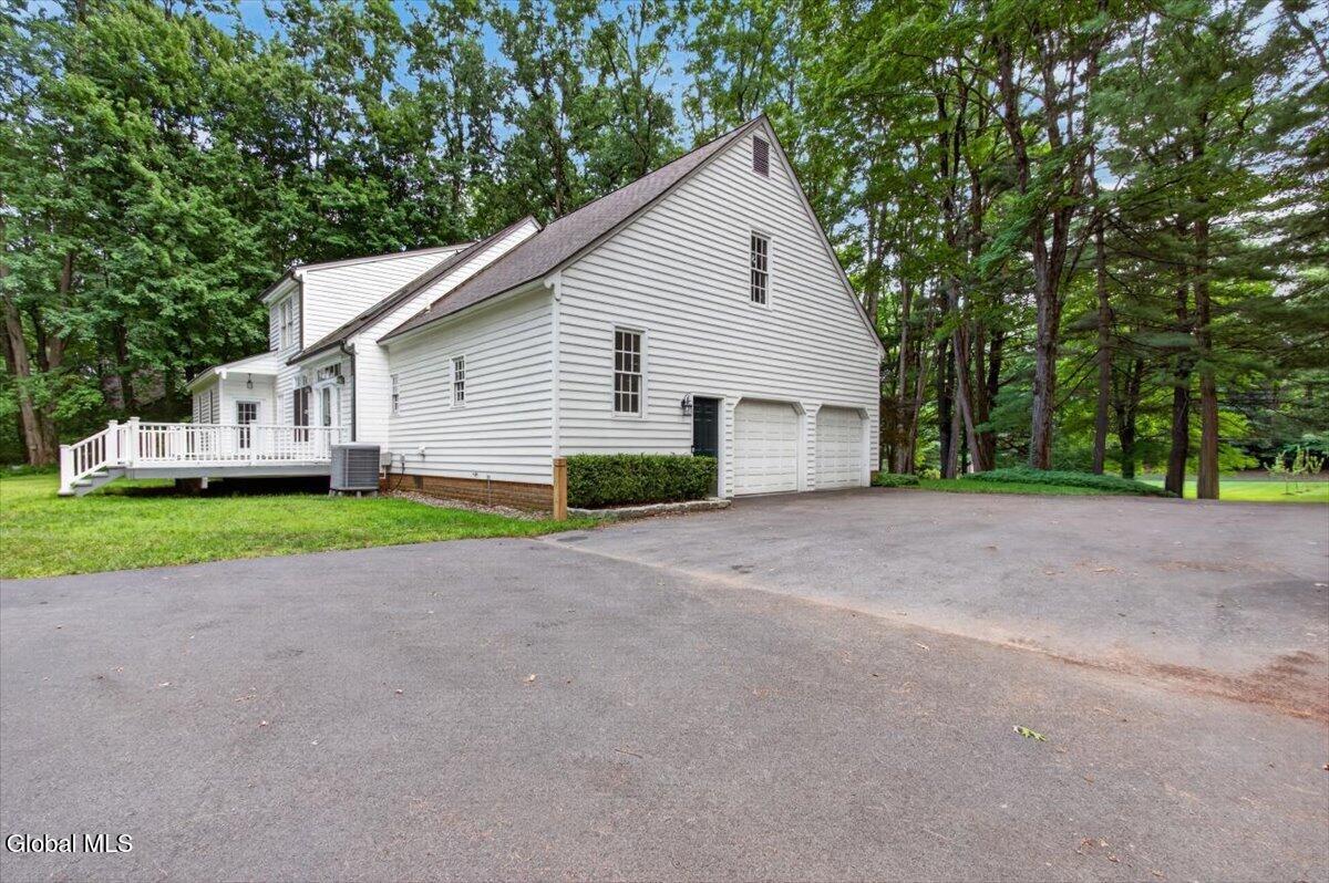 45 Tabor Road Halfmoon NY 12118