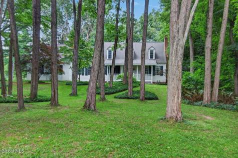 45 Tabor Road Halfmoon NY 12118