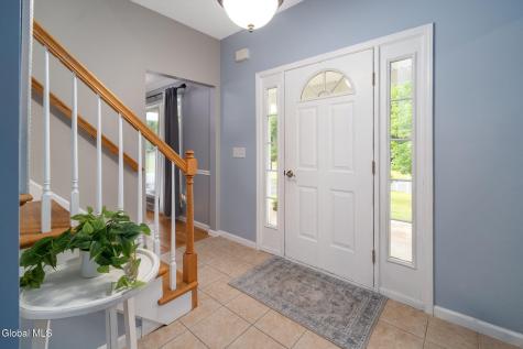 9 Thomas Drive Wynantskill NY 12198