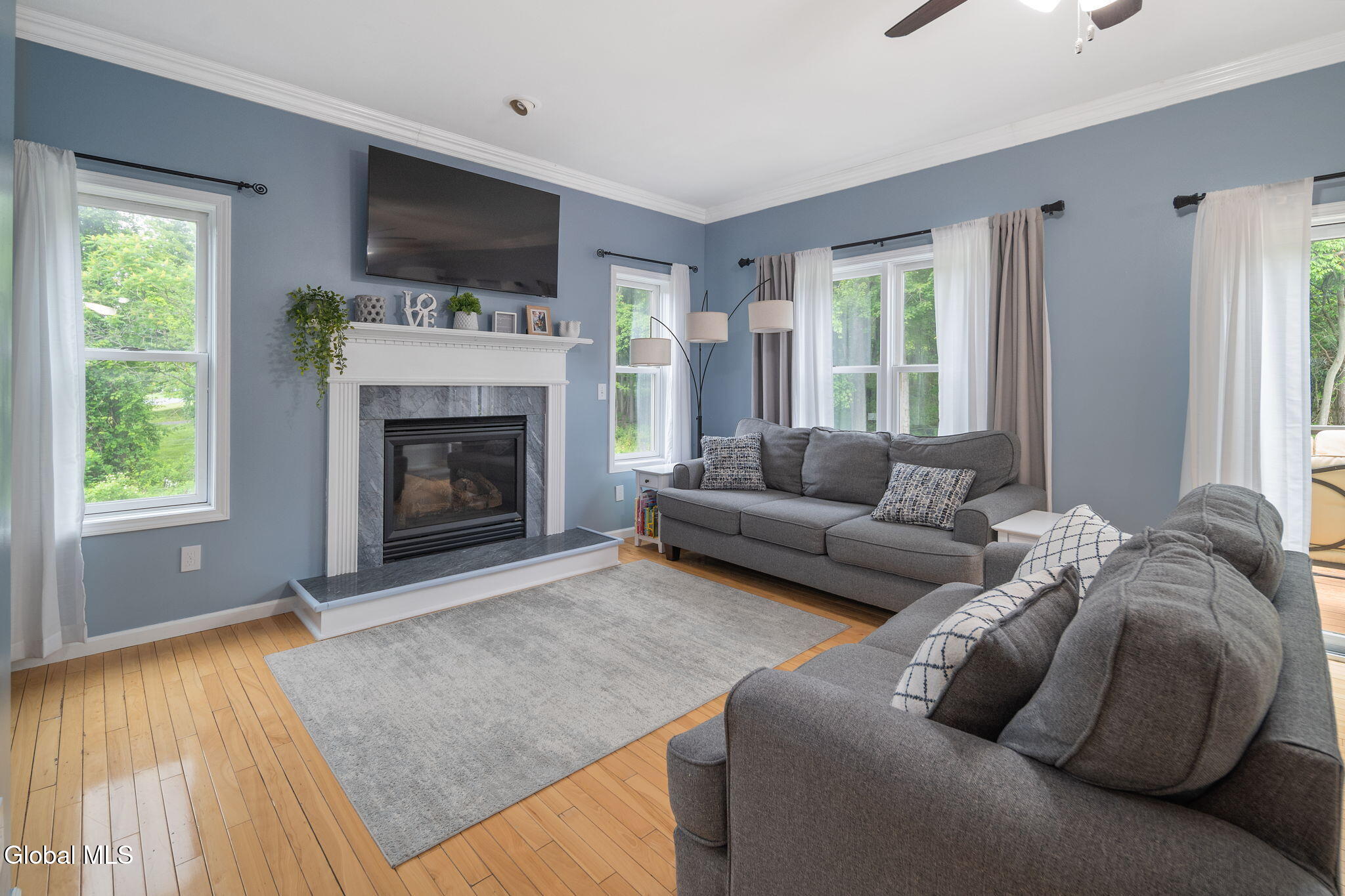 9 Thomas Drive Wynantskill NY 12198