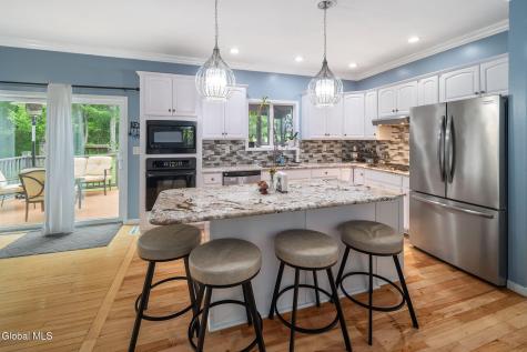 9 Thomas Drive Wynantskill NY 12198
