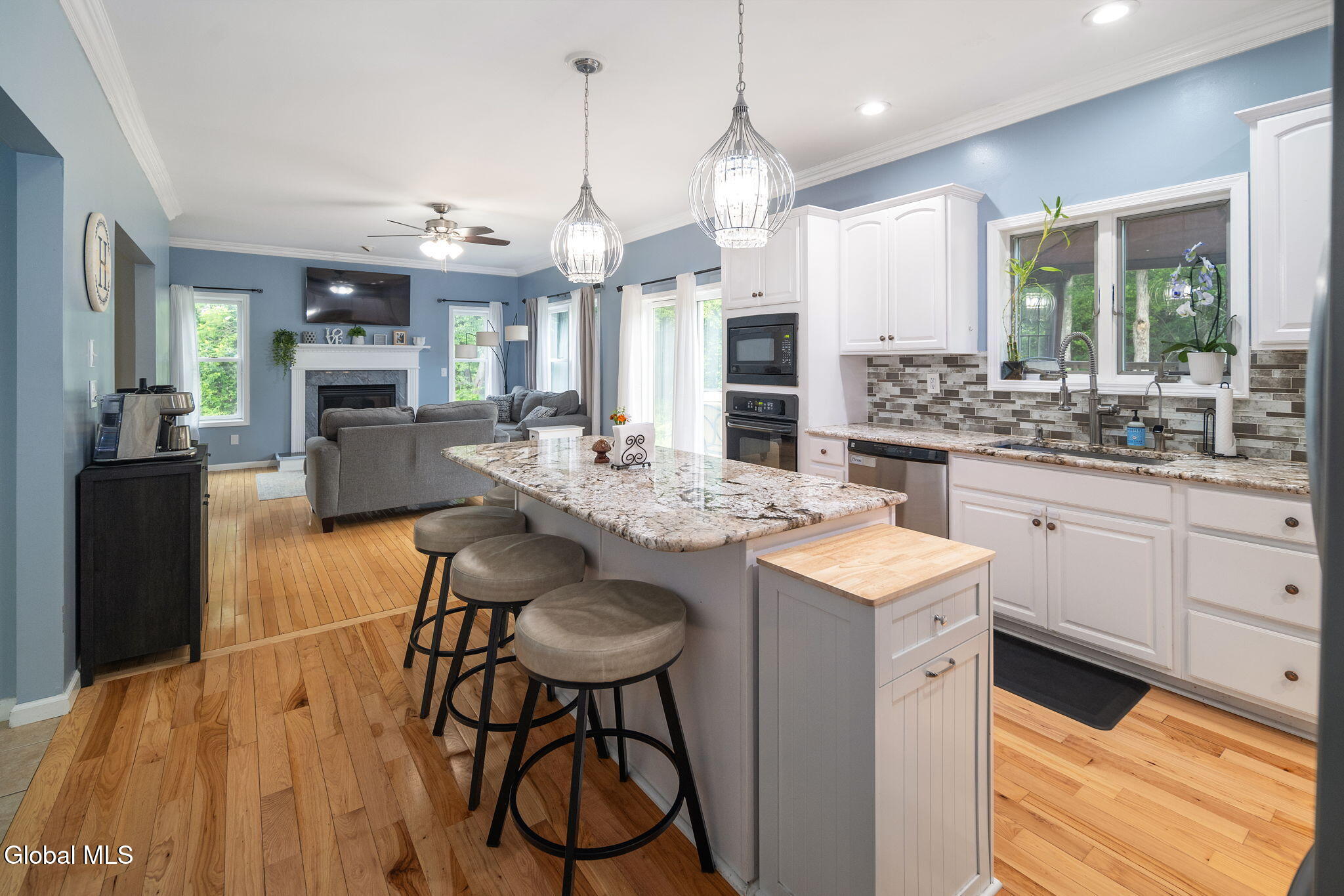 9 Thomas Drive Wynantskill NY 12198