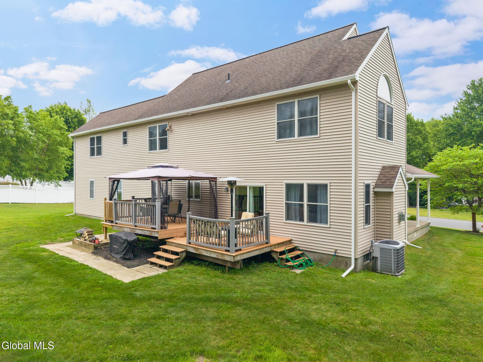 9 Thomas Drive Wynantskill NY 12198