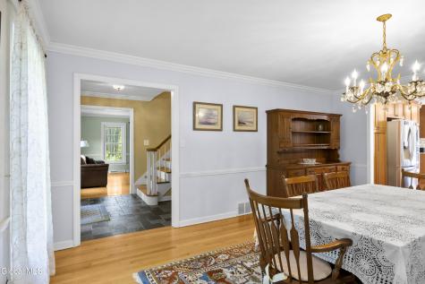 17 Schuyler Hills Road Loudonville NY 12211