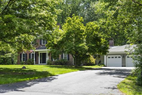 17 Schuyler Hills Road Loudonville NY 12211