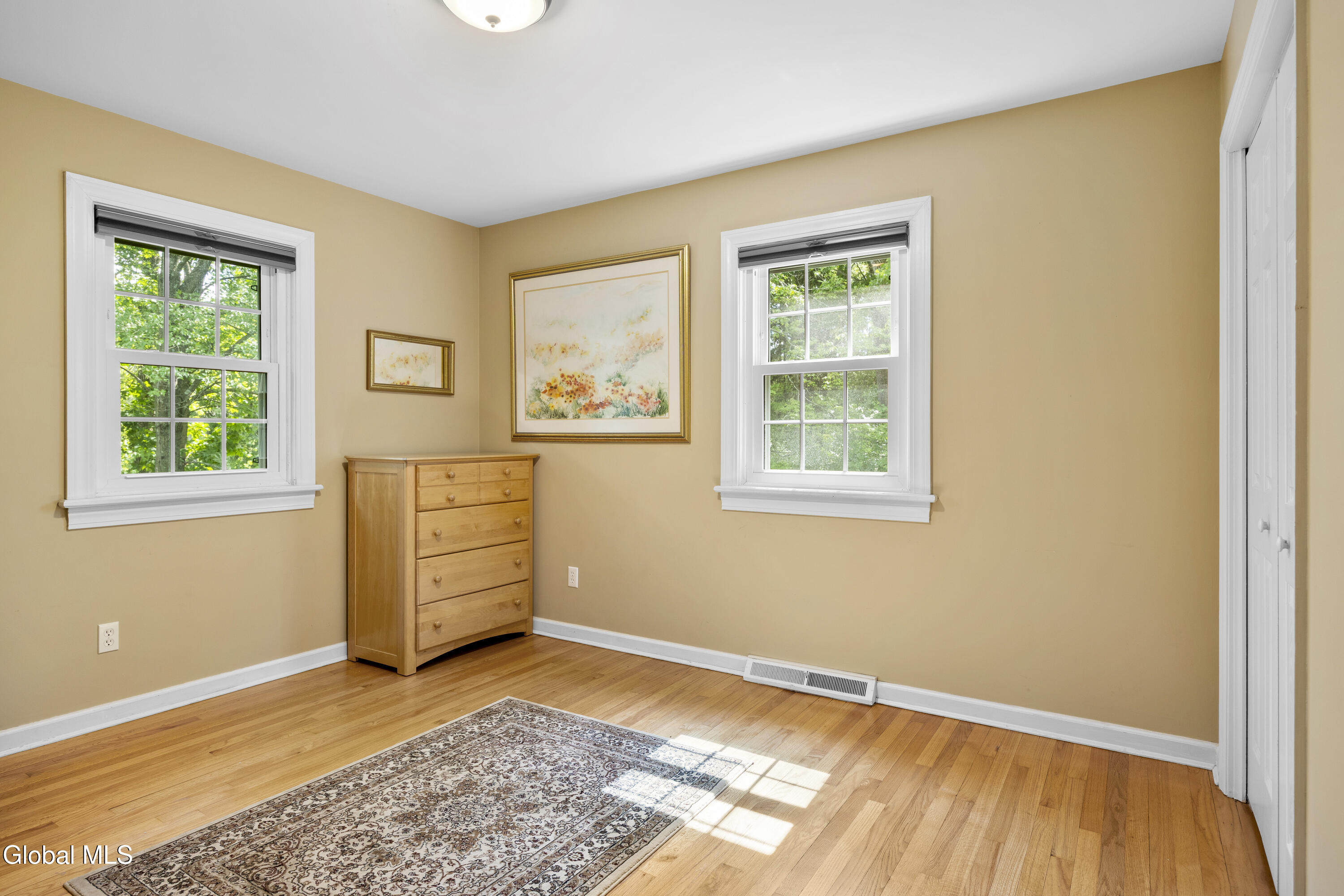 17 Schuyler Hills Road Loudonville NY 12211