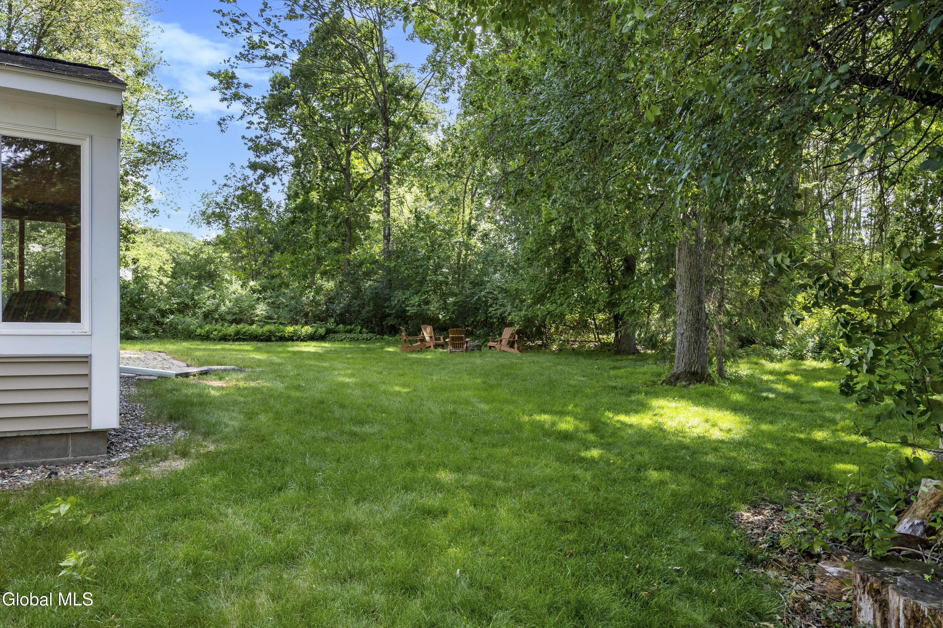 17 Schuyler Hills Road Loudonville NY 12211