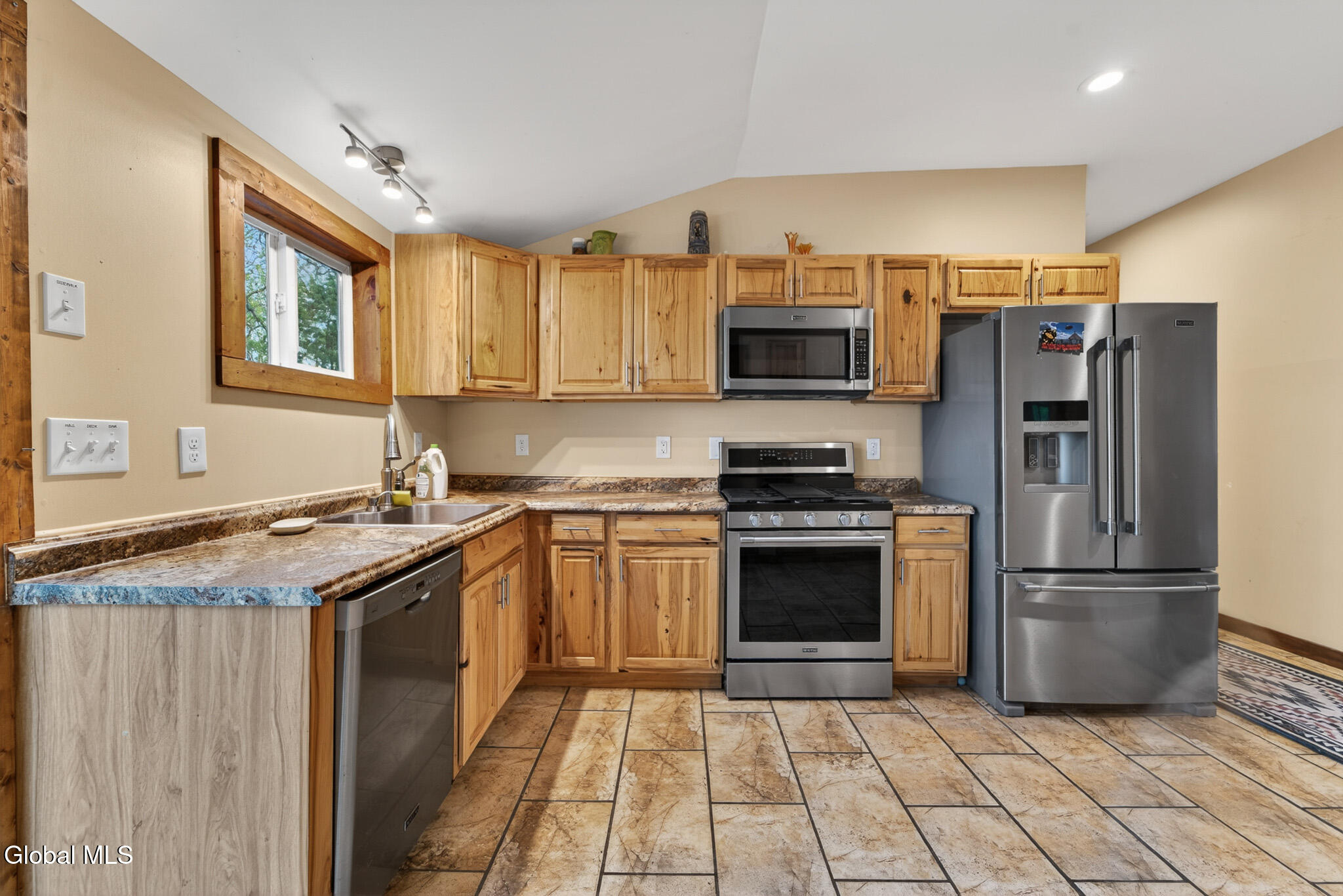 86 Washington Avenue Coxsackie NY 12051