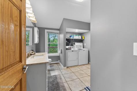 86 Washington Avenue Coxsackie NY 12051
