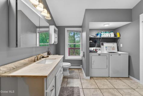 86 Washington Avenue Coxsackie NY 12051