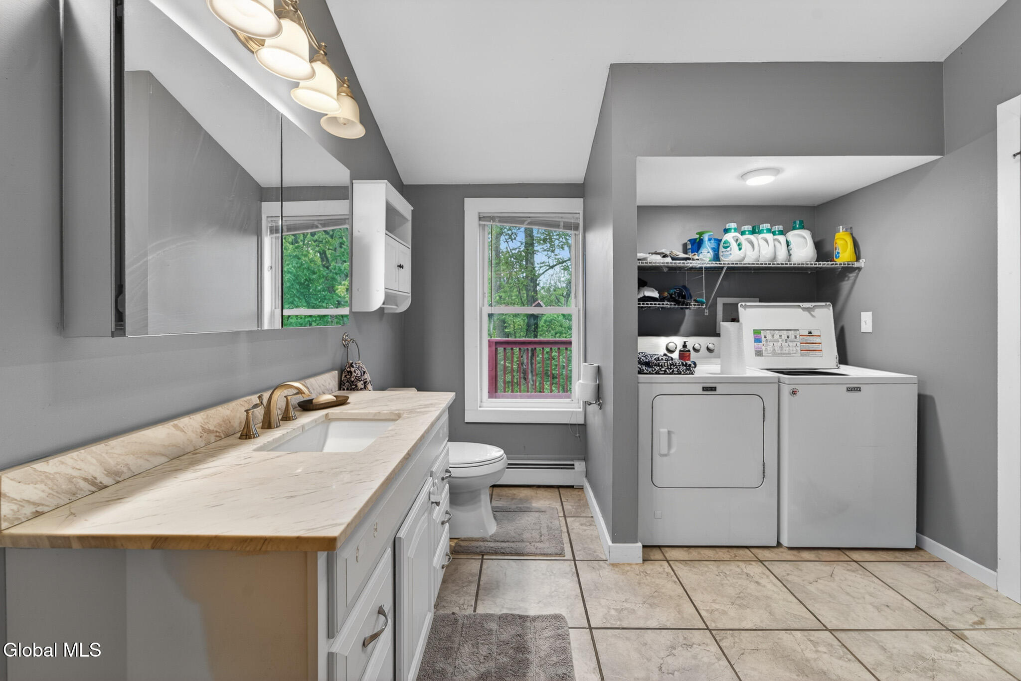 86 Washington Avenue Coxsackie NY 12051