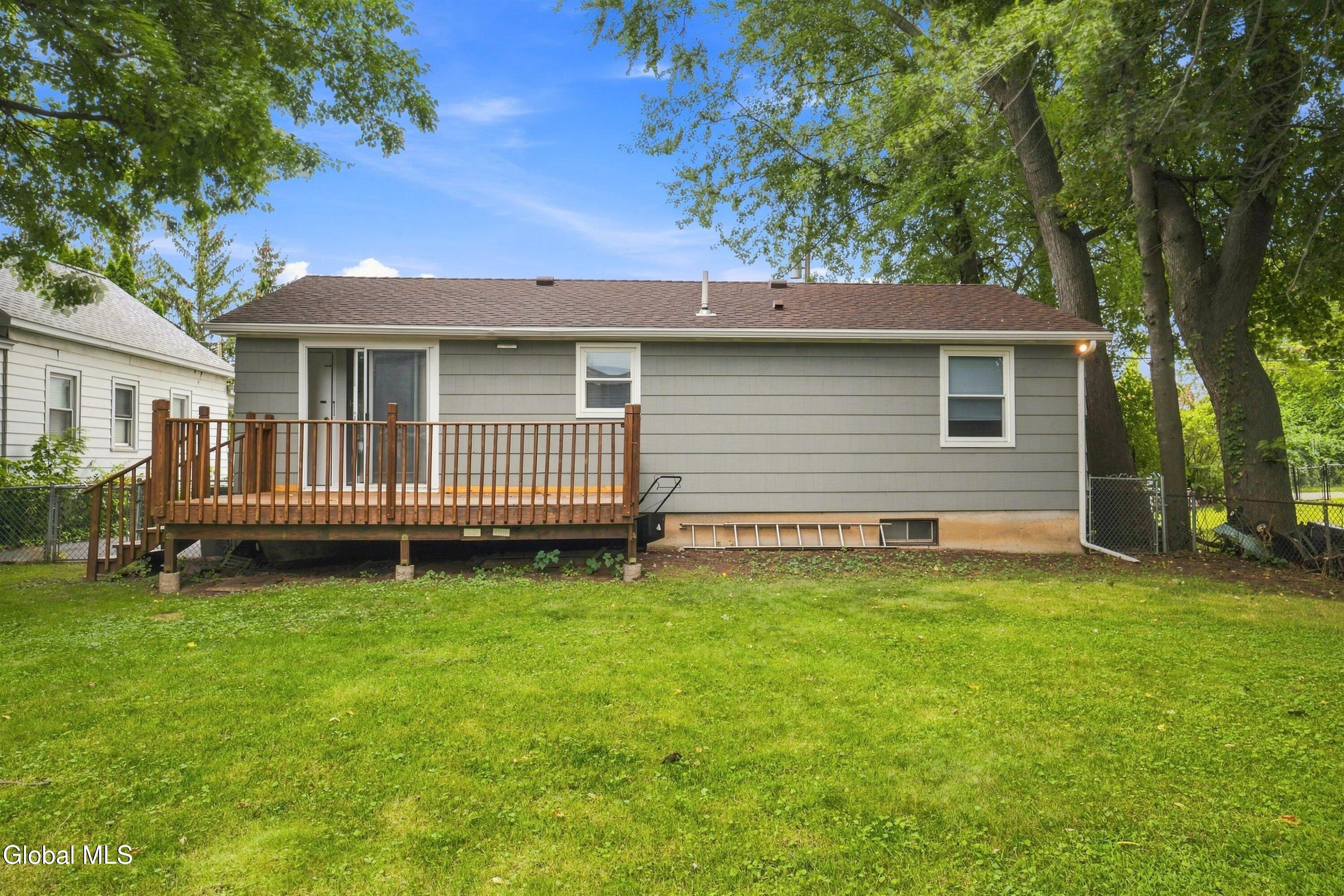 3 Newton Street Albany NY 12205