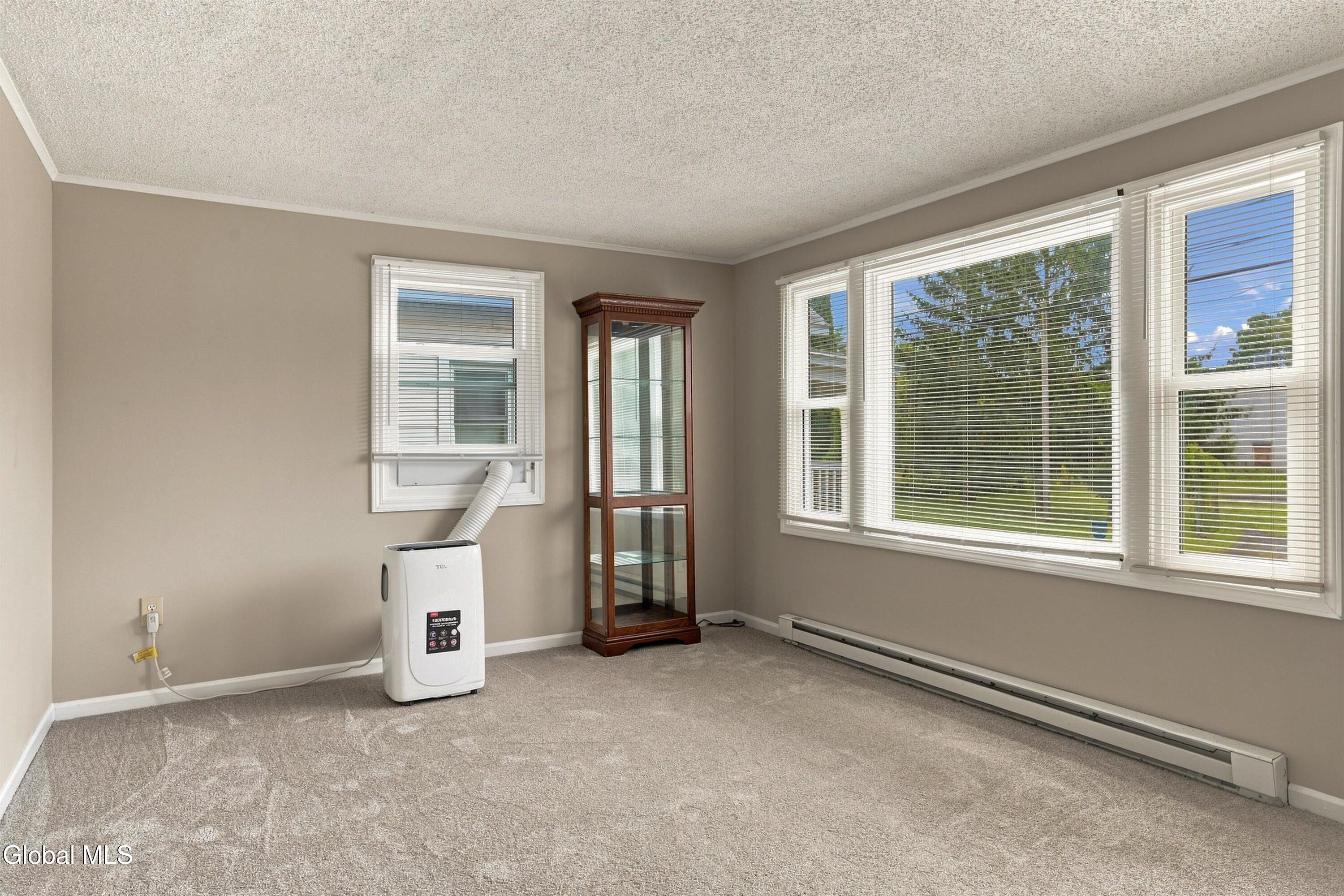 3 Newton Street Albany NY 12205