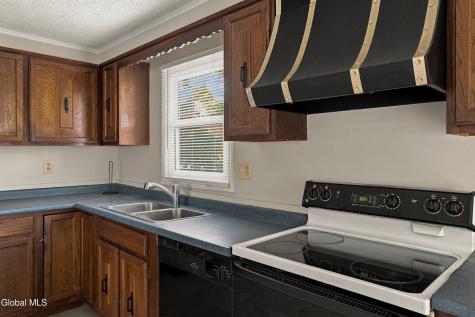 3 Newton Street Albany NY 12205