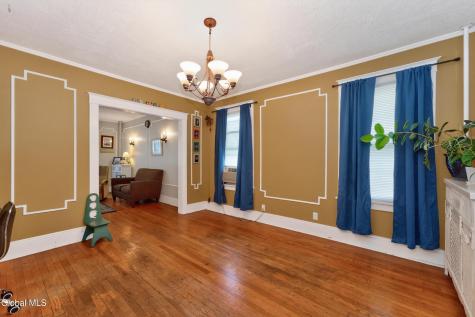 27 Ramsey Place Albany NY 12208