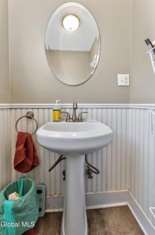 27 Ramsey Place Albany NY 12208