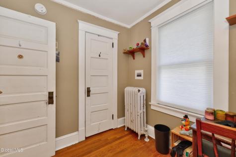 27 Ramsey Place Albany NY 12208