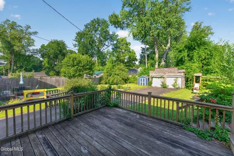 27 Ramsey Place Albany NY 12208
