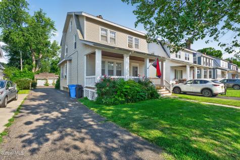 27 Ramsey Place Albany NY 12208